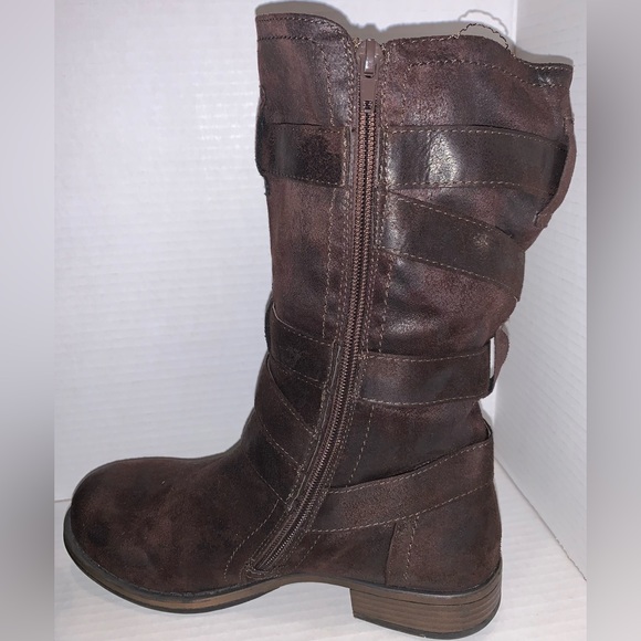 Maurices brown zip up boots - Picture 9 of 14